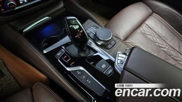 BMW Gran Turismo 2019 — photo 9