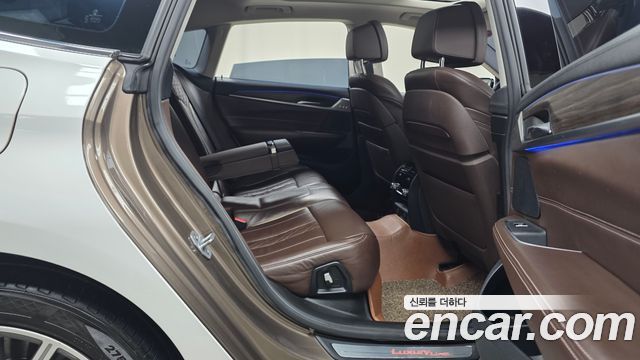 BMW Gran Turismo 2019 — photo 12