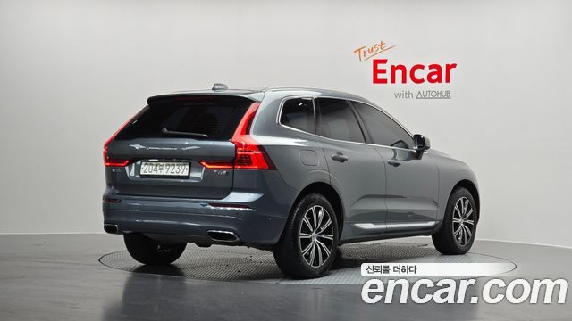 Volvo XC60 2020 — photo 2