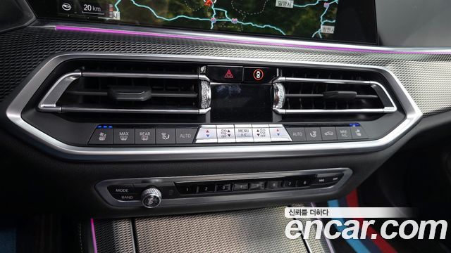 BMW X5 2020 — photo 17