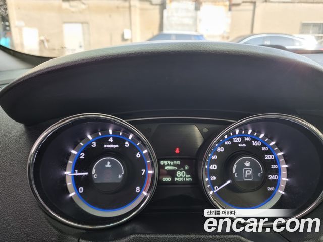 Hyundai Sonata 2012 — photo 8