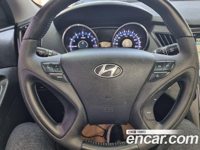 Hyundai Sonata 2012 — photo 9