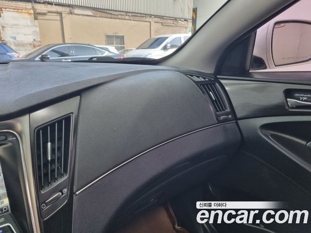 Hyundai Sonata 2012 — photo 15