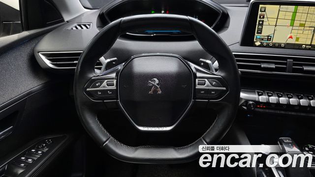 Peugeot 5008 2018 — photo 13