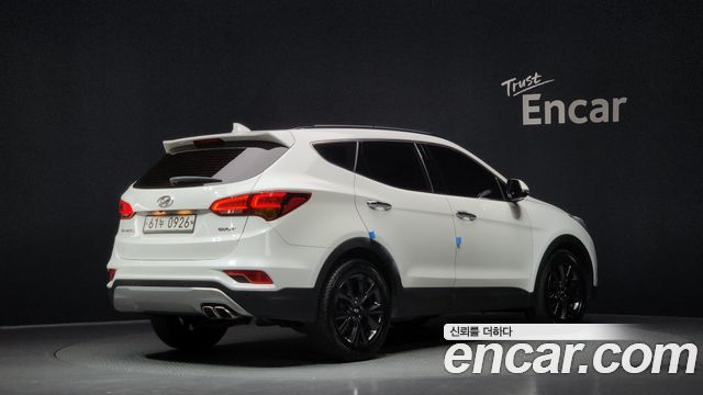 Hyundai Santafe 2016 — photo 2