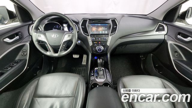 Hyundai Santafe 2016 — photo 7