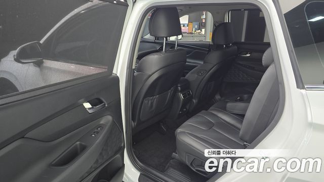 Hyundai Santafe 2021 — photo 11