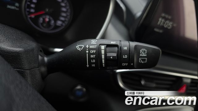 Hyundai Santafe 2021 — photo 16