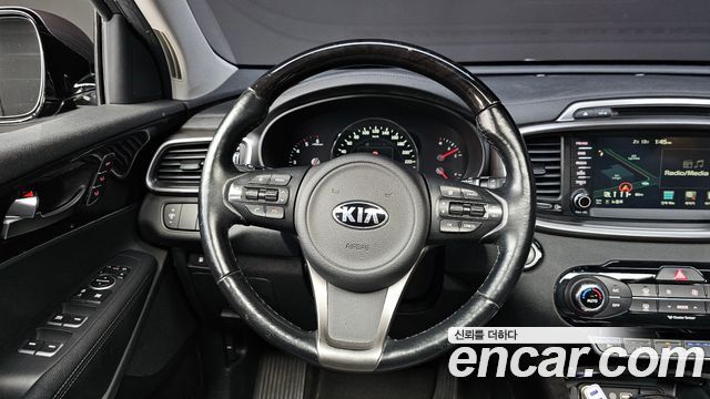Kia Sorento 2015 — photo 13
