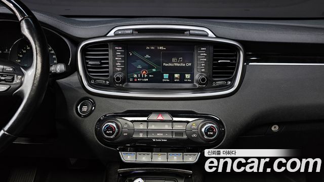 Kia Sorento 2015 — photo 16
