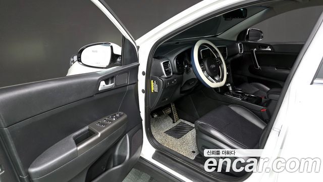 Kia Sportage 2019 — photo 10