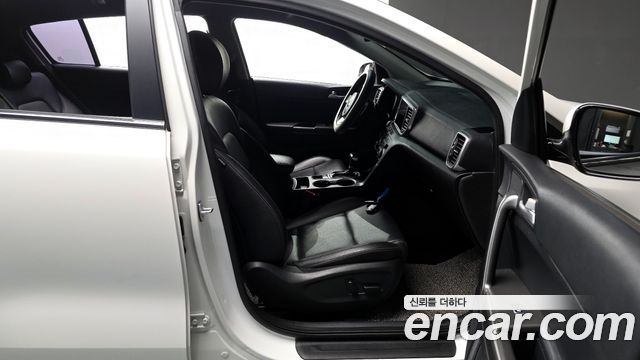 Kia Sportage 2019 — photo 12