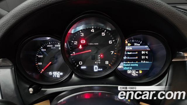 Porsche Macan 2017 — photo 8