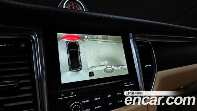 Porsche Macan 2017 — photo 15