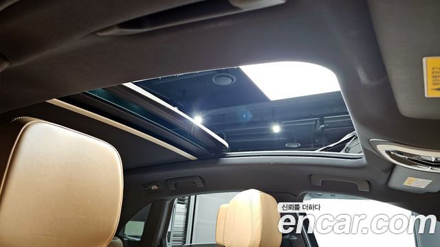 Porsche Macan 2017 — photo 18