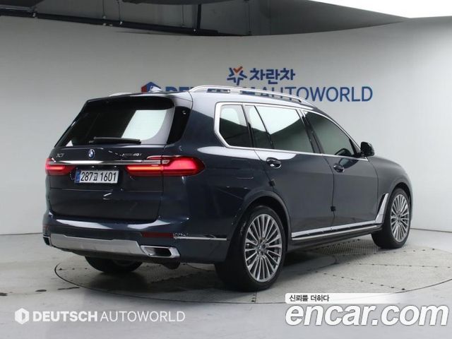 BMW X7 2020 — photo 2