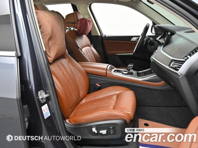 BMW X7 2020 — photo 10