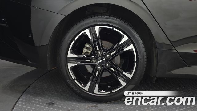 Kia K5 2023 — photo 5