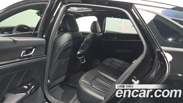 Kia K5 2023 — photo 12