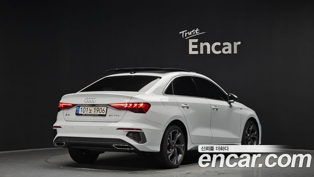 Audi A3 2023 — photo 2