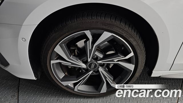 Audi A3 2023 — photo 5