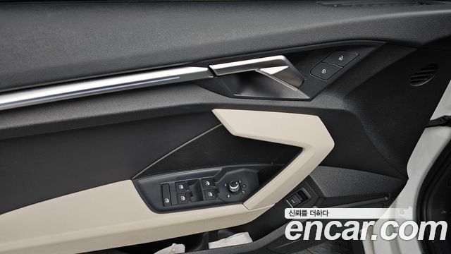 Audi A3 2023 — photo 19