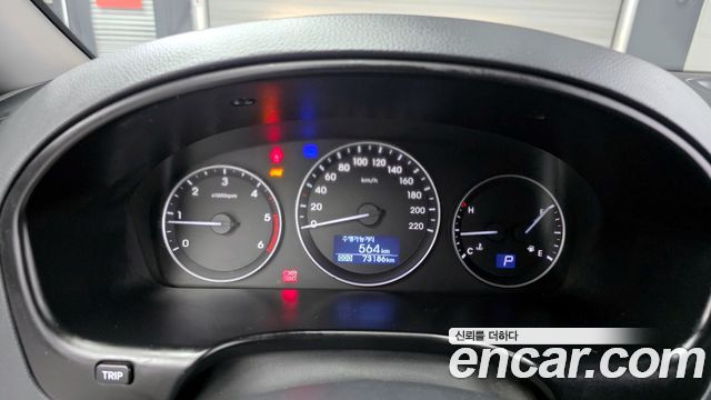 Hyundai Starex 2018 — photo 8