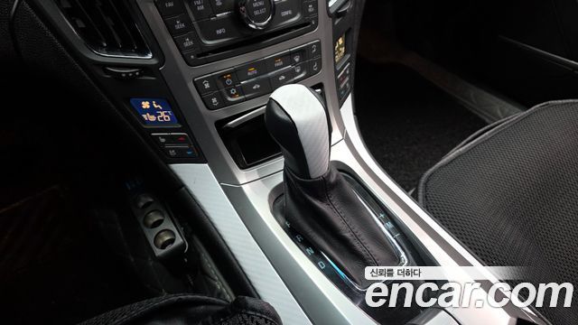 Cadillac CTS 2012 — photo 9