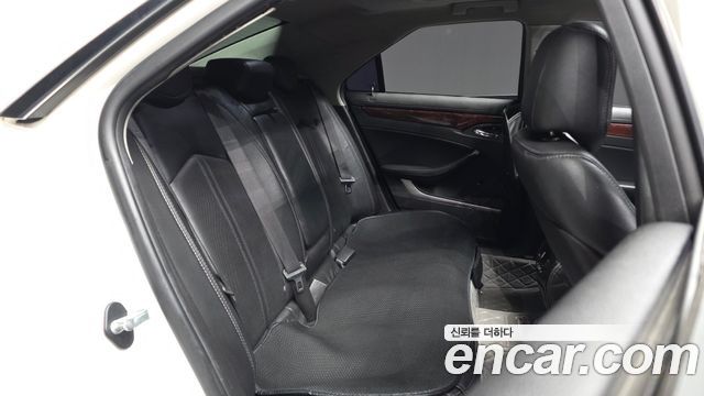 Cadillac CTS 2012 — photo 12