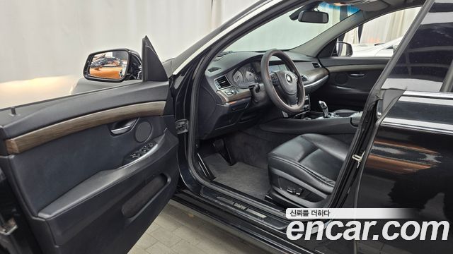 BMW Gran Turismo 2011 — photo 10