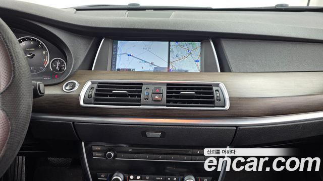 BMW Gran Turismo 2011 — photo 14