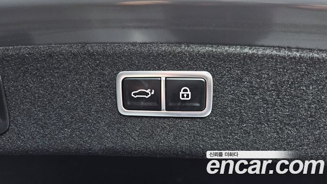 Genesis G80 2022 — photo 17