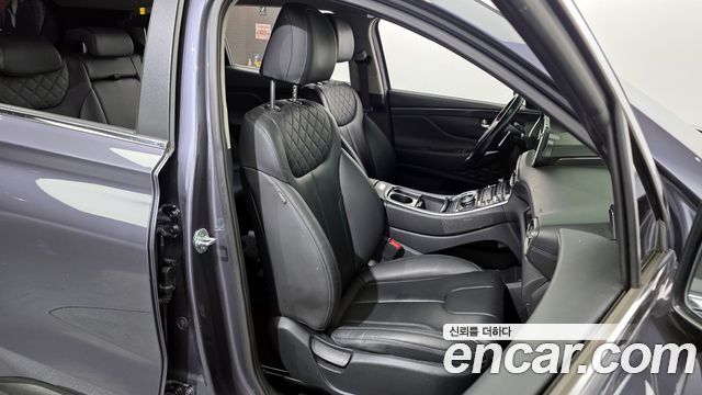 Hyundai Santafe 2021 — photo 12
