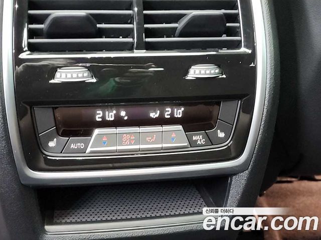 BMW X6 2022 — photo 13