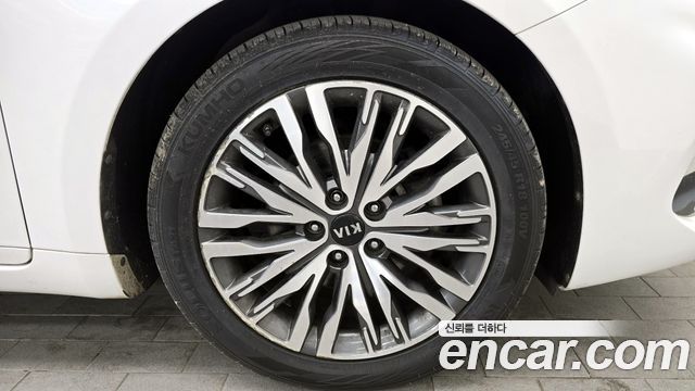 Kia K7 2020 — photo 5