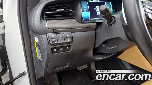 Kia K7 2020 — photo 17