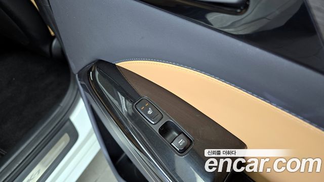 Kia K7 2020 — photo 19