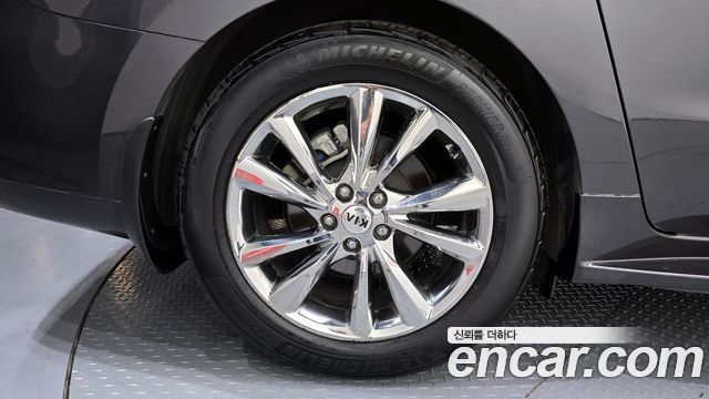 Kia Canival 2019 — photo 5