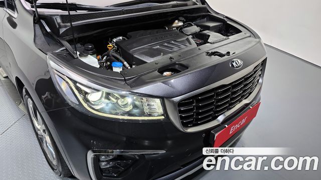 Kia Canival 2019 — photo 6