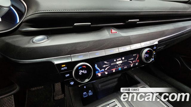 Genesis G80 2021 — photo 15