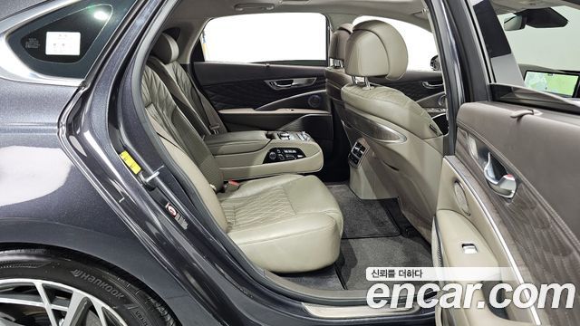 Kia K9 2023 — photo 12