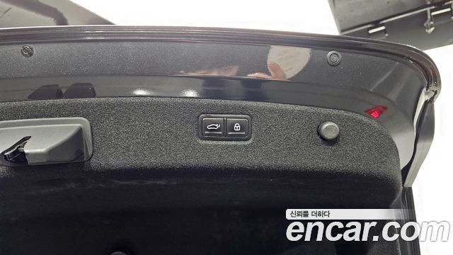 Kia K9 2023 — photo 20