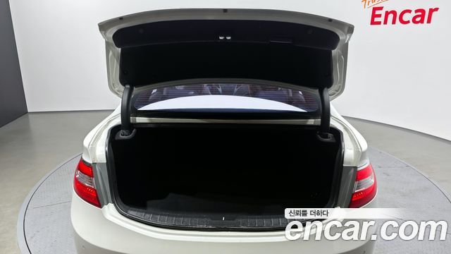 Hyundai Grandeur 2012 — photo 20