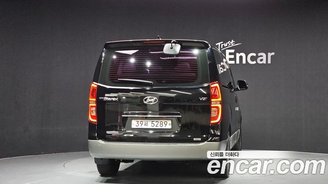 Hyundai Starex 2019 — photo 4