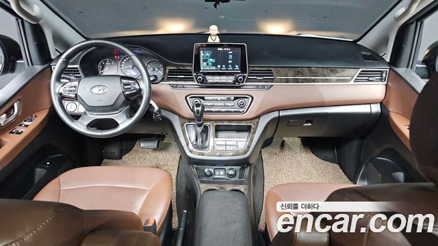 Hyundai Starex 2019 — photo 7