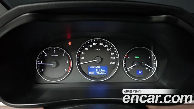Hyundai Starex 2019 — photo 8