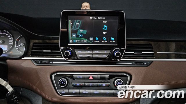 Hyundai Starex 2019 — photo 12