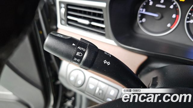 Hyundai Starex 2019 — photo 14