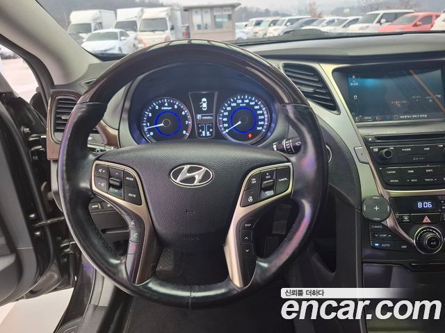 Hyundai Grandeur 2014 — photo 16