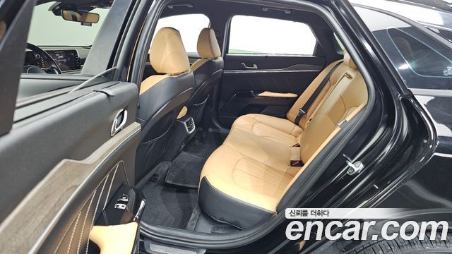 Kia K5 2021 — photo 11